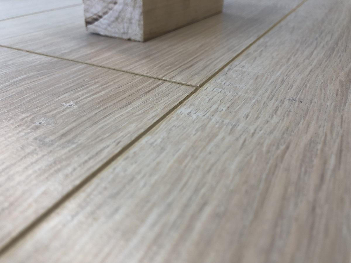 Ламинат "SunFloor" 8/32 4V Дуб Самоа 33 (1380*193*8 мм) — купить в Иваново